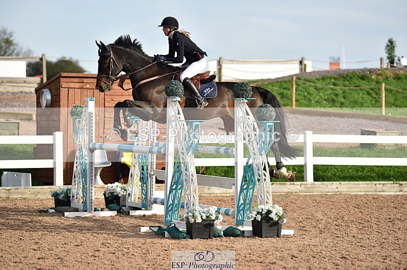 231015A-160512-09223 - Cls 27 1.10m Amateur Q 2nd R