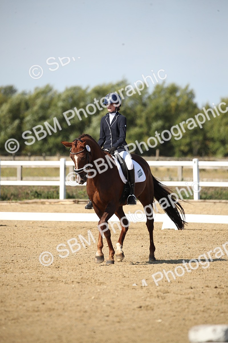 SBM_004191 - Class 11 - Novice 5 - 10.24-11.20