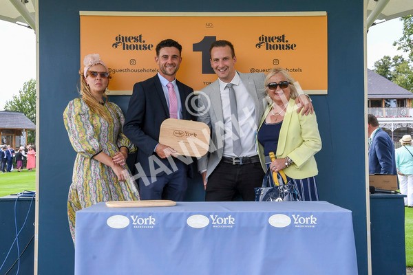 280723-Race 1-Tele Red-0056 - Race 1 5.00pm Pearly Cow Handicap