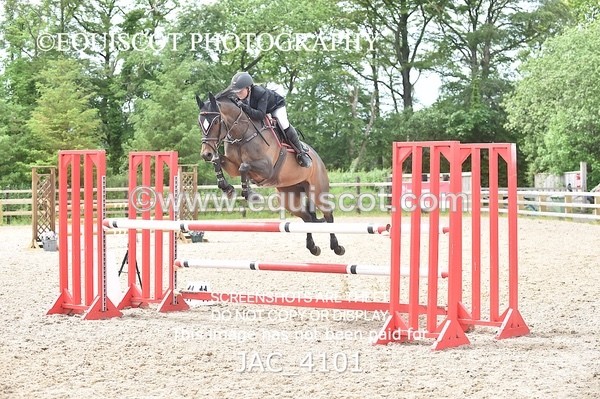 JAC_4101 - CLASS 4 - SAT -Senior Newcomers/ 1.10m Open