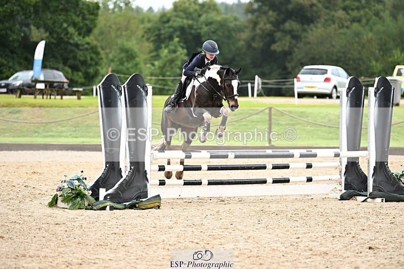 240824X-102016-23624 - 70cm Round 2 9.30 to 10.30