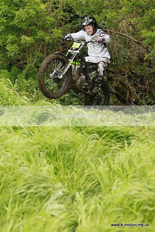 TR 060512-021 - Petit Bot - 06/05/12