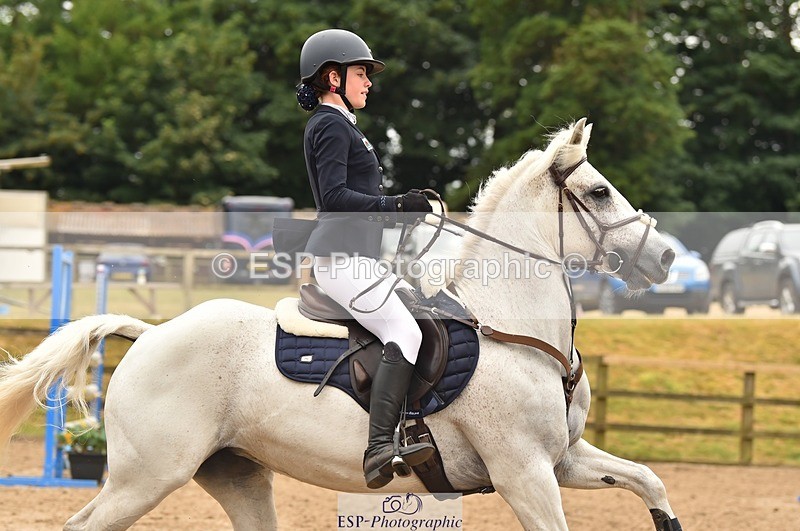 230618-140706-12850 - Cls 25 Pony Foxhunter & 1.10m Open