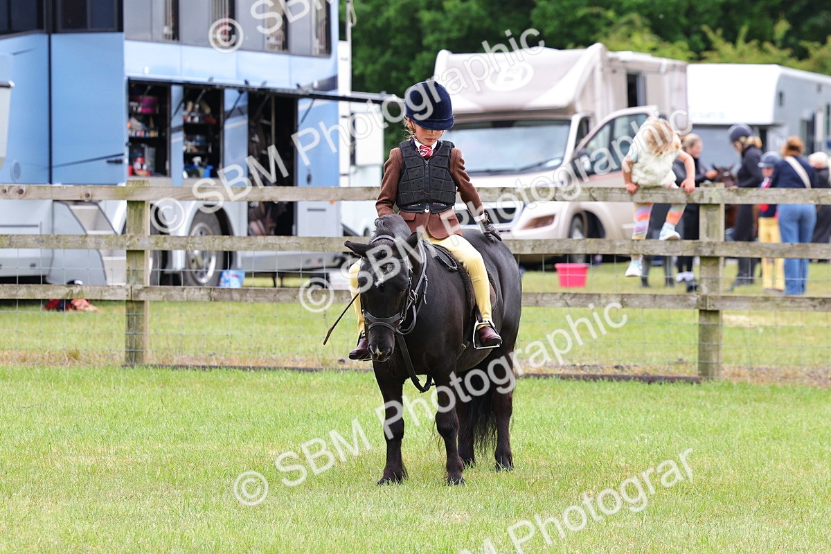 SBM_09460 - Class 44-45 - LIHS BSPS Open Nursery and Cradle Stakes