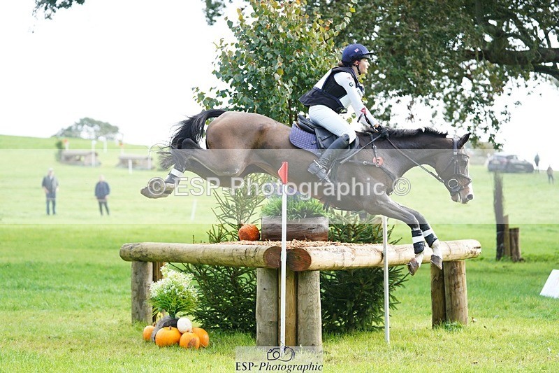 231020-101738-06073 - 007-JEWEL-Charlotte.Cooke-XC