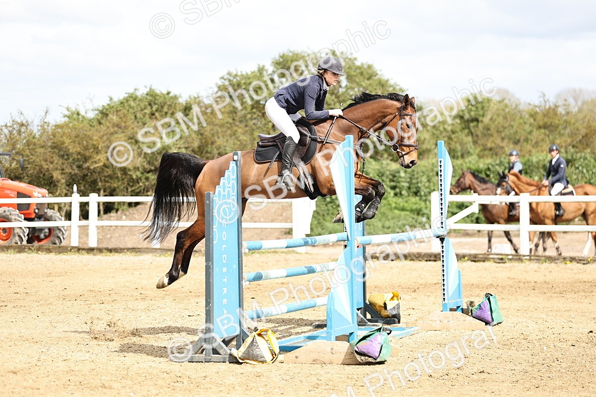 SBM_001229 - Class 4 - Senior Newcomers - 1.10m