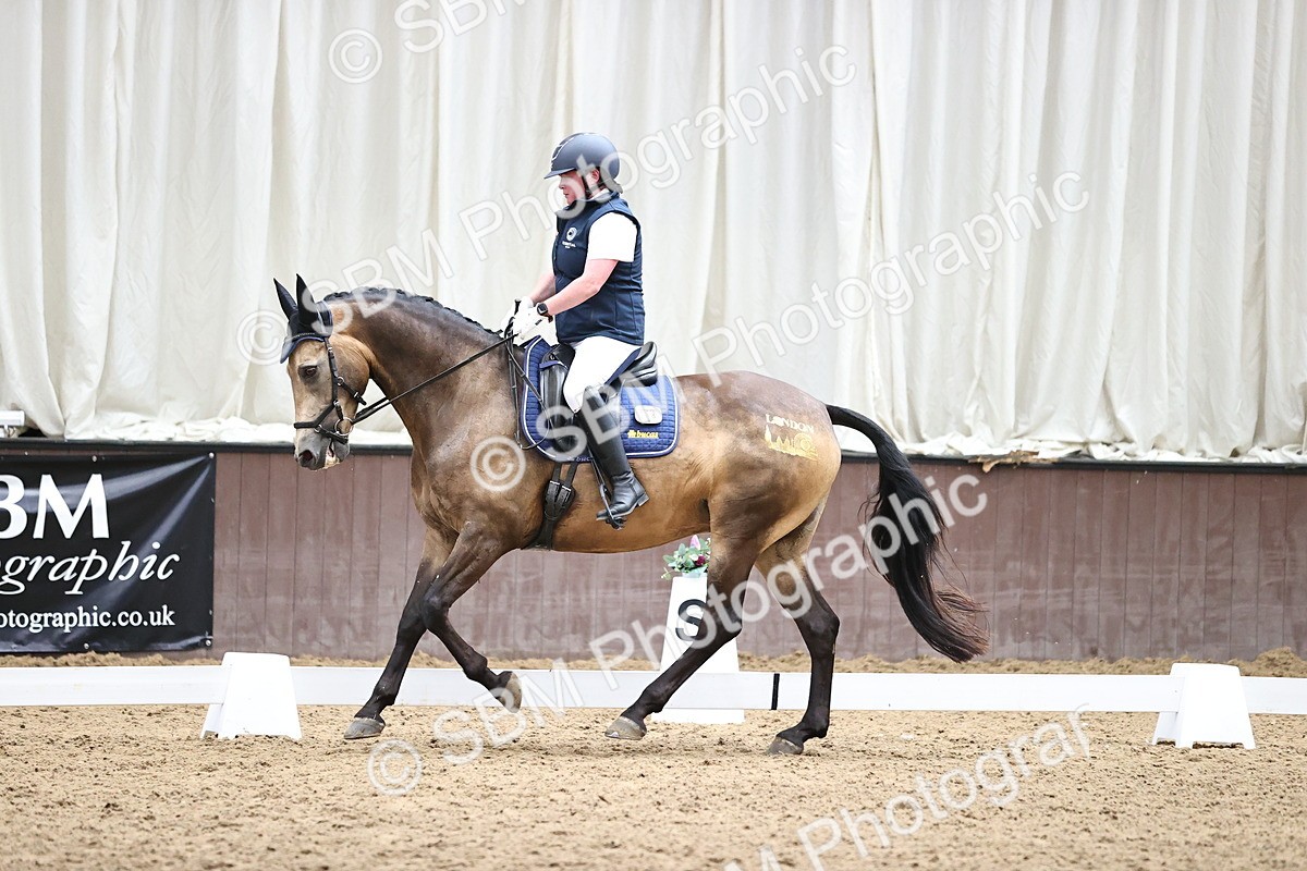 SBM_002401 - Novice 4 - 13.38-14.30