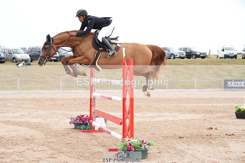 250718-115951-10181 - Cls 2, 3 Star Small Tour Break til End