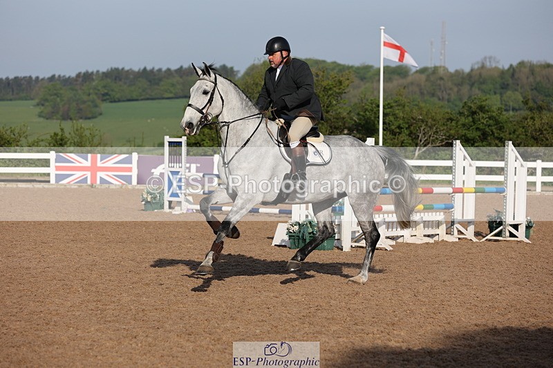 240510A-081524-04148 - Cls 13 British Novice and 90cm Open