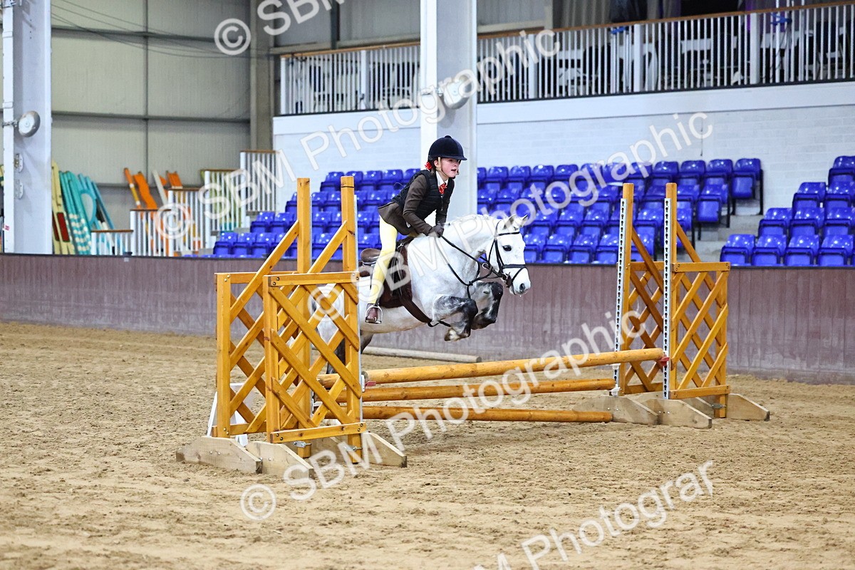 SBM_003144 - Class 35 - 60cm Training Stakes