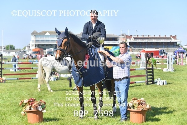 BPP_7598 - CLASS 5 ScottiBranch Outdoor Open Championship Inc The Wright , Johnston & Mackenzie LLP RHS Young M