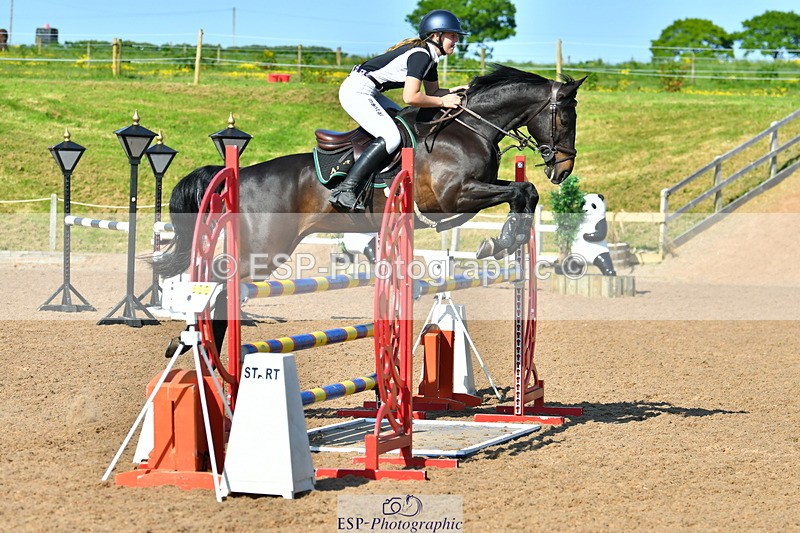 230527A-171116-05518 - Cls 20 Chard 1.10m Speed Derby