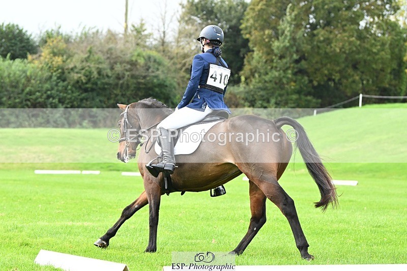 241024-102857-03030 - 410-Mae.Jackson-SWEET.RIOT