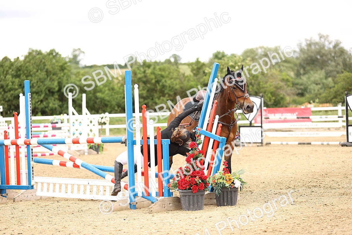 SBM_007437 - Class 18 - Senior 1.05m