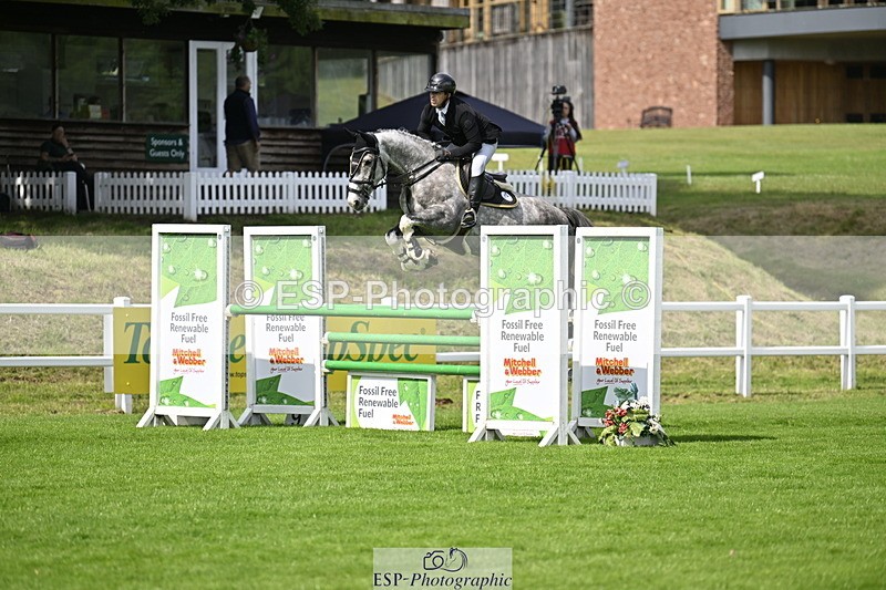 250613A-102136-00403 - Cls 1 Snr Newcomers and 1.10m Open