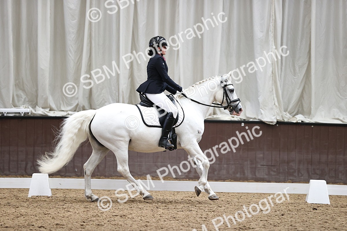 SBM_001996 - Novice 4 - 11.15-13.22