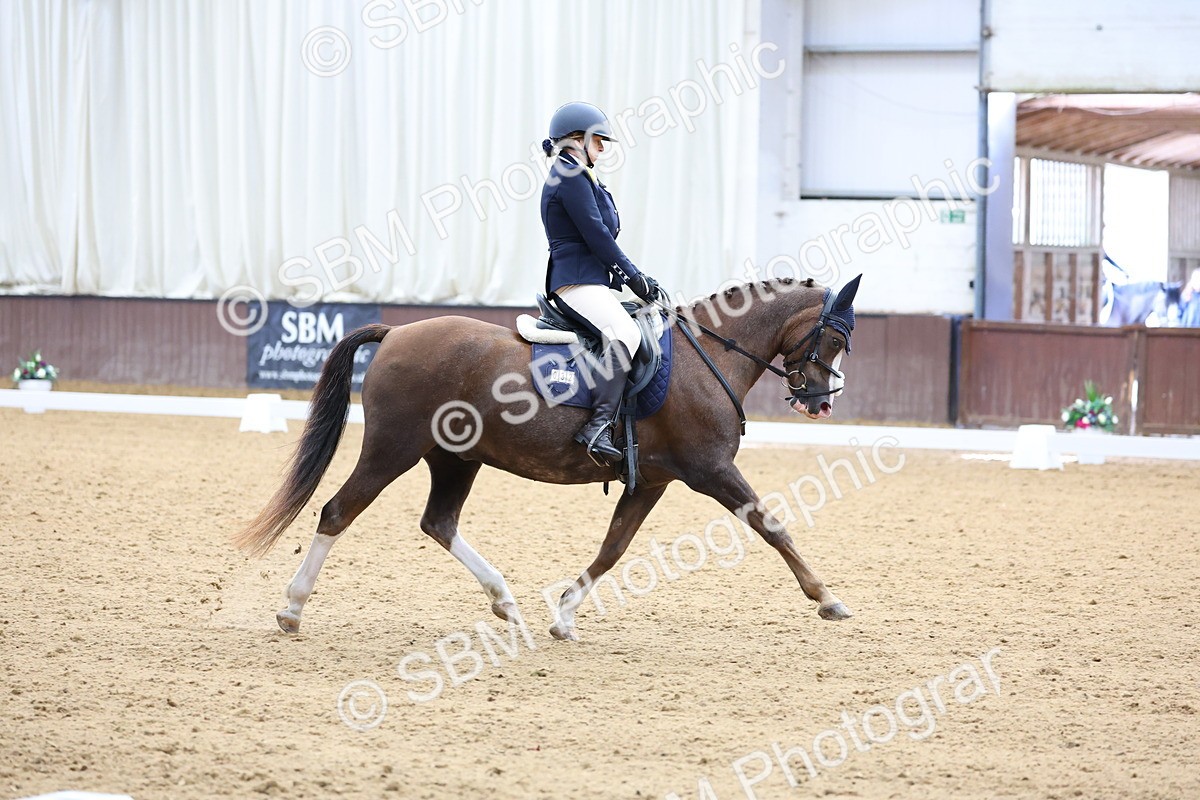 SBM_015739 - Class 15 - Novice FSM - 9.50 - 11.10