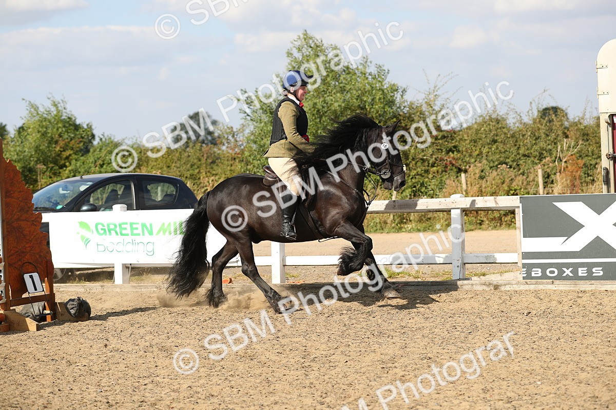 SBM_06937 - Class 49a Style & Performance 80cm (15-19)