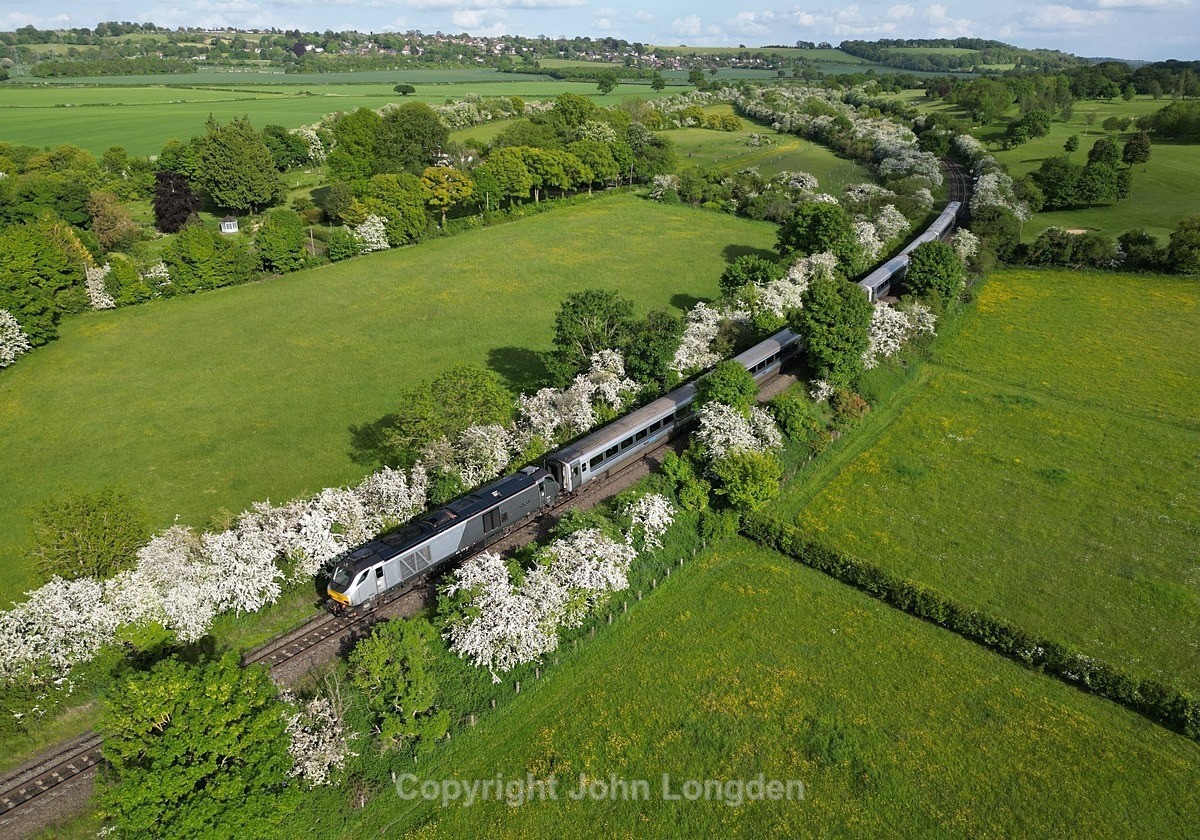 JL - 23.5.23 68015 1J49 17:07 Marylebone - Stourbridge Jn, Saunderton - Chiltern Routes (north to south)
