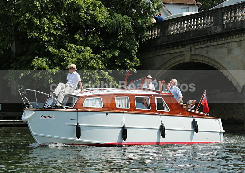 130705 SUNTORY WT7A9656 - HENLEY ROYAL REGATTA - Friday 5th July 2013