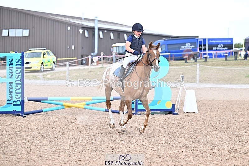 250826-152848-00119 - Clear Round and 60cm