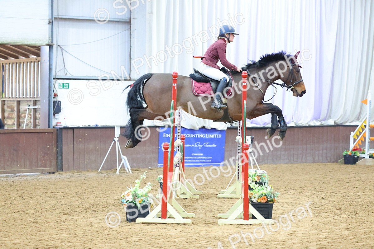 SBM_010747 - Class 23 - Senior Newcomers/ 1.10m Open - First Round (1.10m)