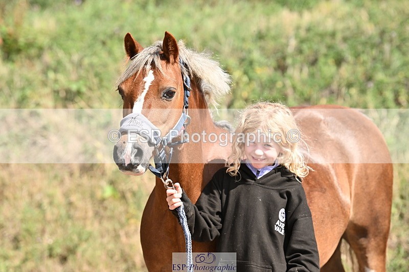 250821B-152302-00699 - Group C - Laraine