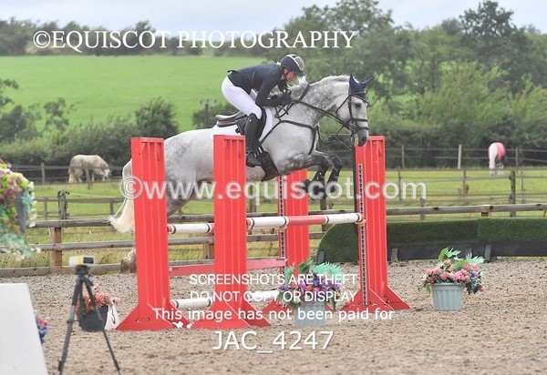 JAC_4247 - CLASS 6 Senior Newcomers/ 1.10m Open