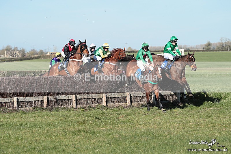 PtP 210326 745 - VWH Cirencester Races 21/03/26