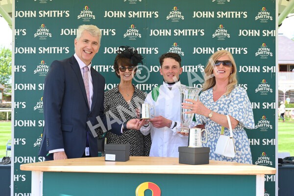 yr09072022r1-69 - Race 1 1.45pm John Smith's Racing Stakes
