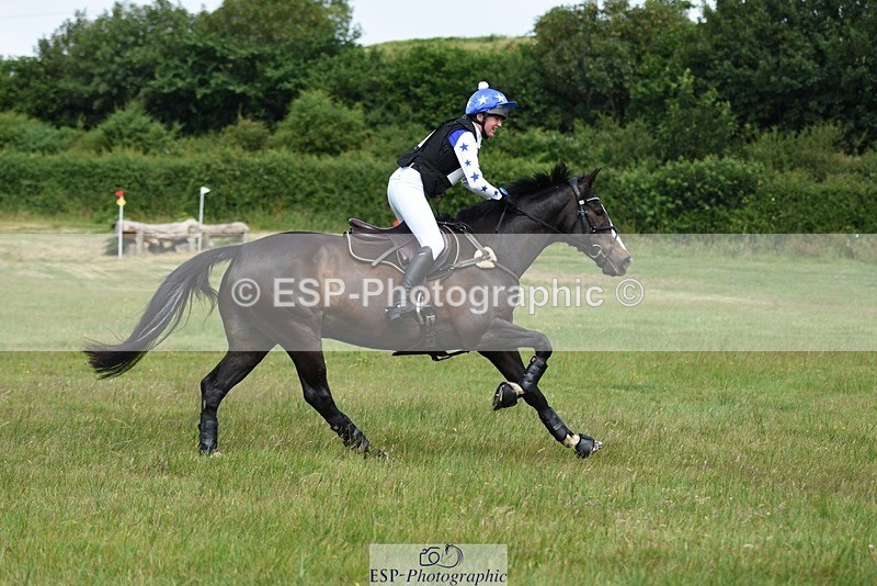 230625-111518-02317 - XC 90cm 11.00 to 12.00