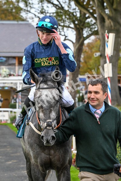 101025-Race 7-Sky Advocate-0629 - Race 7 PJ Staffing Group Apprentice Handicap at York