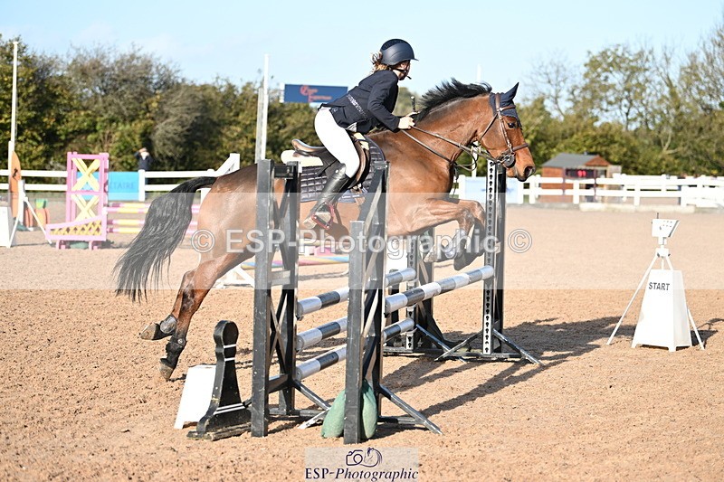 241026A-105049-00210 - SAT Cls 5 Pony British Novice and 80cm