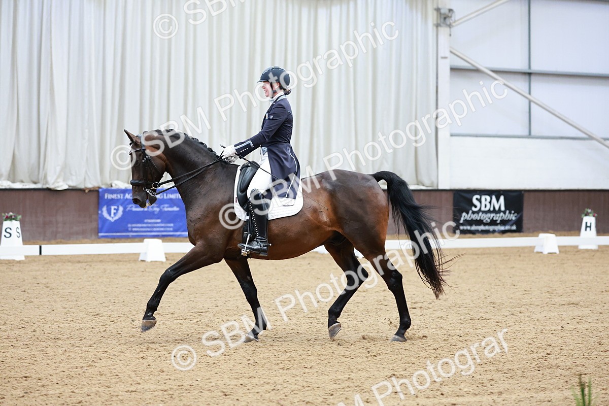 SBM_015830 - Class 5 - FEI INT II - 15.48-17.00