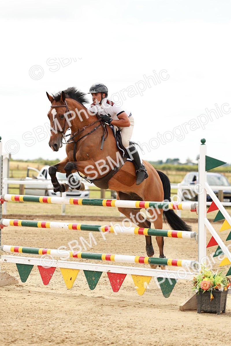SBM_018404 - Class 21 - Senior Newcomers Championship 2d Rd