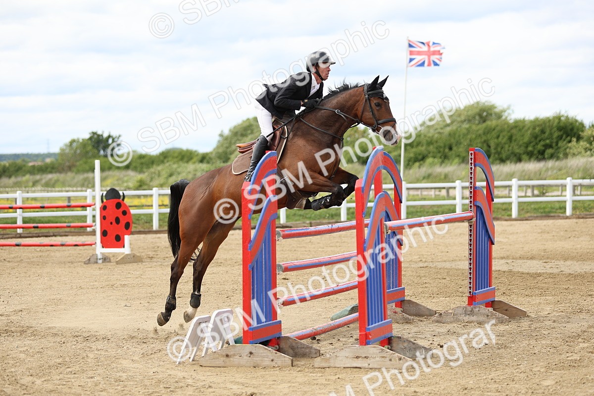 SBM_001205 - Class 5 - Senior Foxhunter - 1.20m