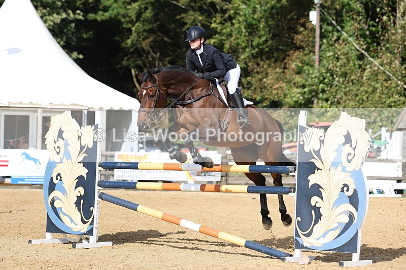 3E7A0650 - Class 13: Senior Newcomers/1.10m open