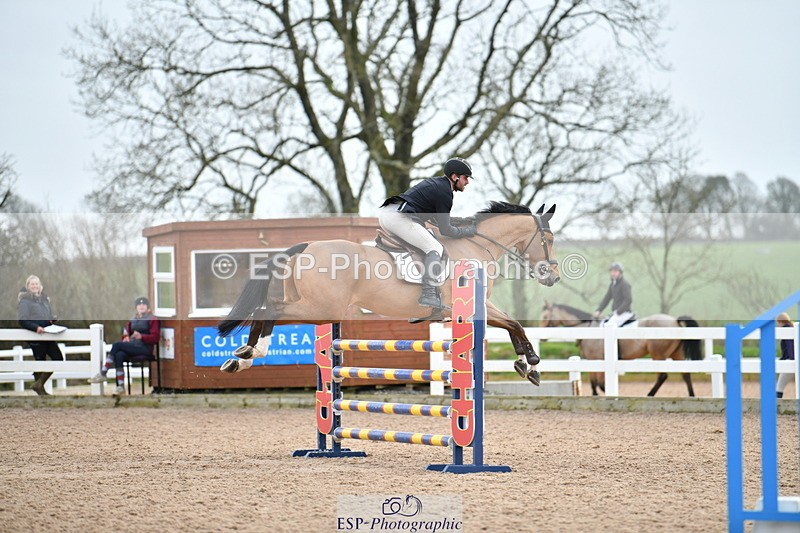 240124A-124547-00533 - Cls 3 Newcomers & 1.10m Open