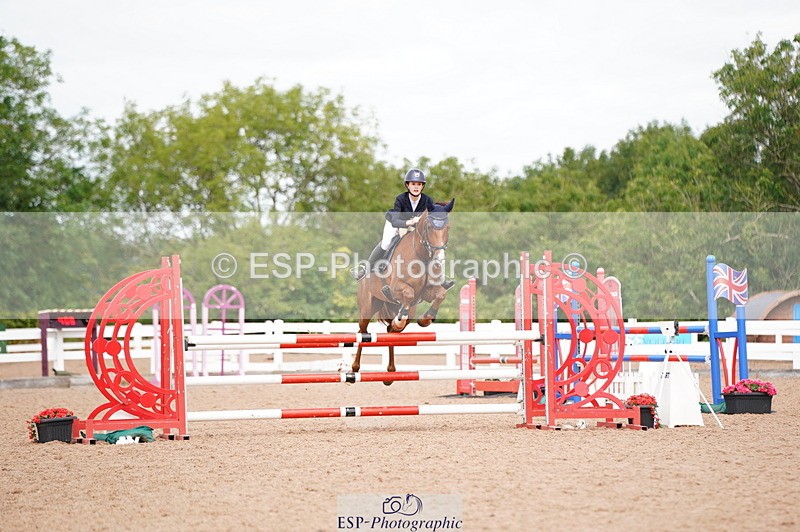 240804A-122514-10818 - Cls 51 1.05m Amateur Qualifier