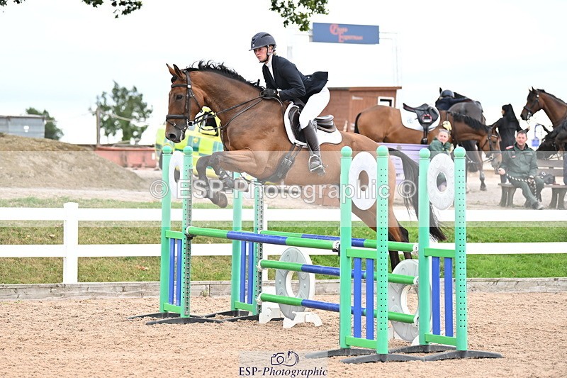 250820B-122733-00551 - Cls 3 Snr 1.05m Open