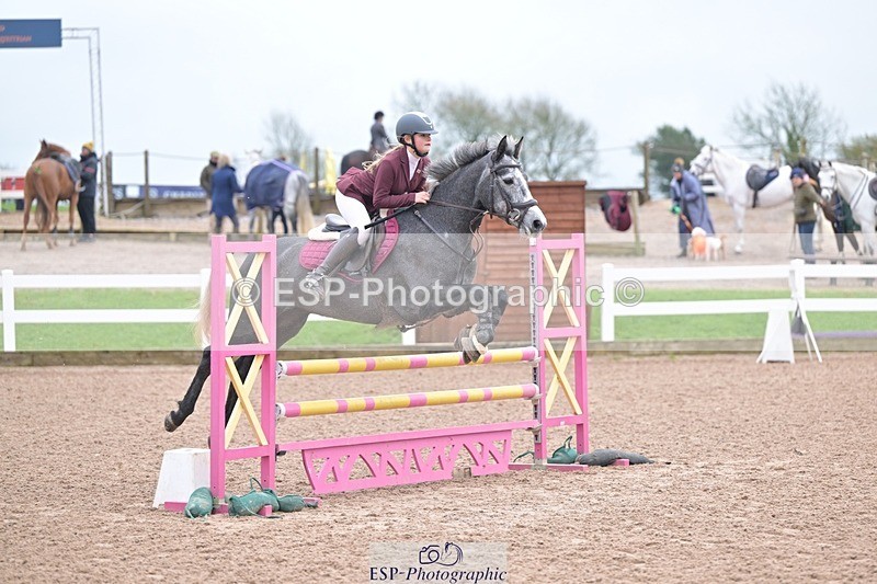 251116-112716-01218 - Cls 5 Pony Discovery and 90cm Open