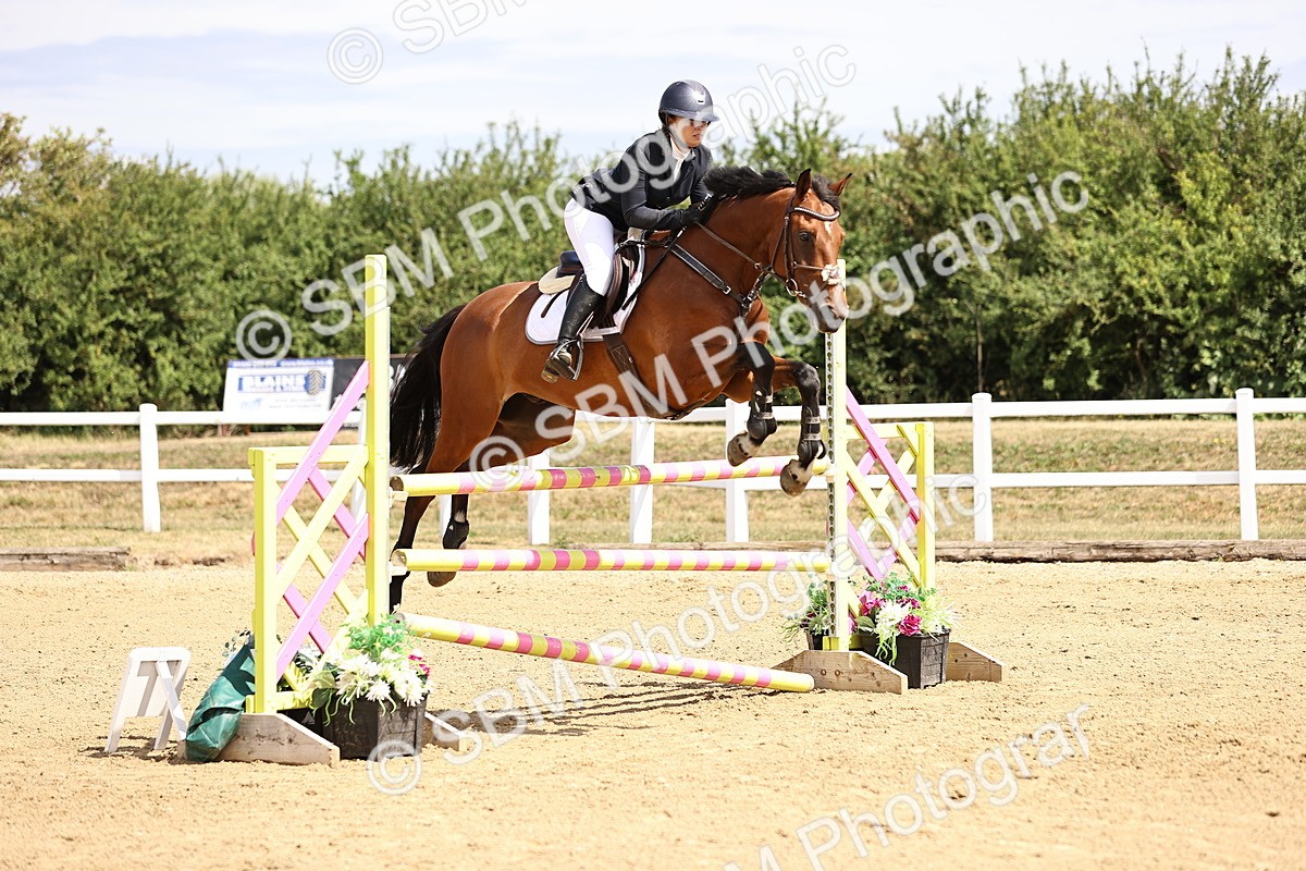 SBM_009814 - Class 8 - Senior Newcomers - 1.10  Open