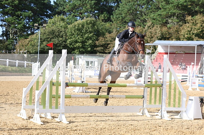 3E7A0639 - Class 13: Senior Newcomers/1.10m open