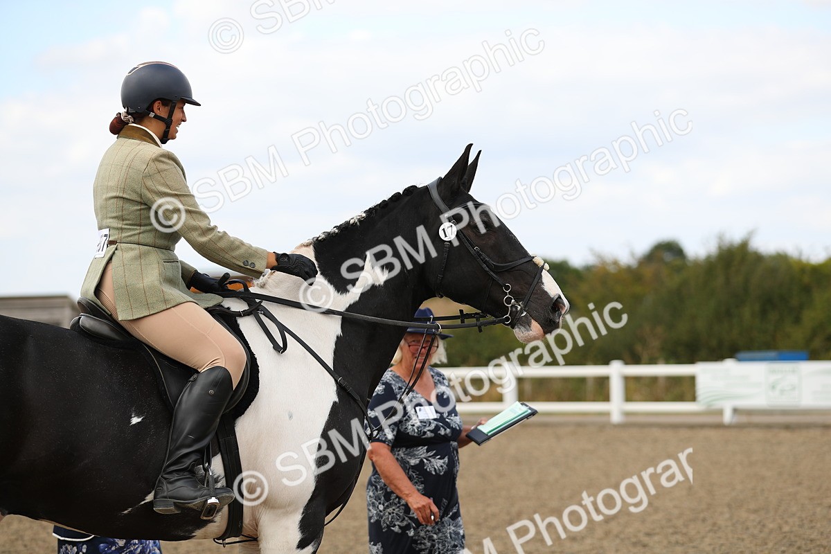 SBM_05649 - Class 48a Style & Performance 70cm (15-19)