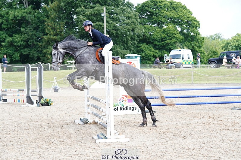 250613A-095304-01163 - Cls 9 85cm Amateur Quali