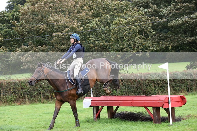 1X9A1950 - Class 5: 90cm Red Table