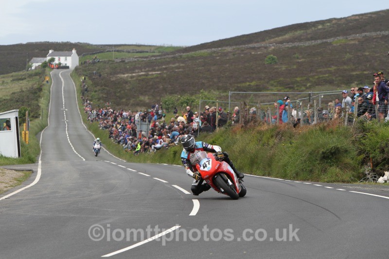 Mark Miller EBR Racing / Splitlath Redmond Racing - Pokerstars Senior TT