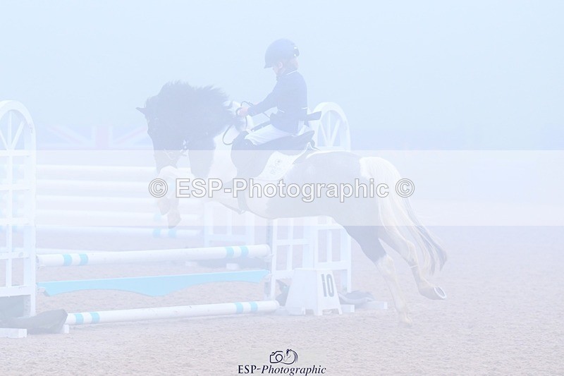 251115-092803-00309 - Cls 19 Clear Round 40cm