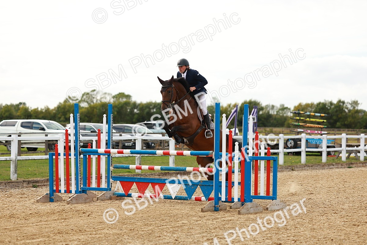 SBM_001766 - Class 4 - Senior Newcomers - 1.10m