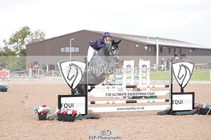 241004A-114354-00300 - Fri 02 Snr 1.05m Open